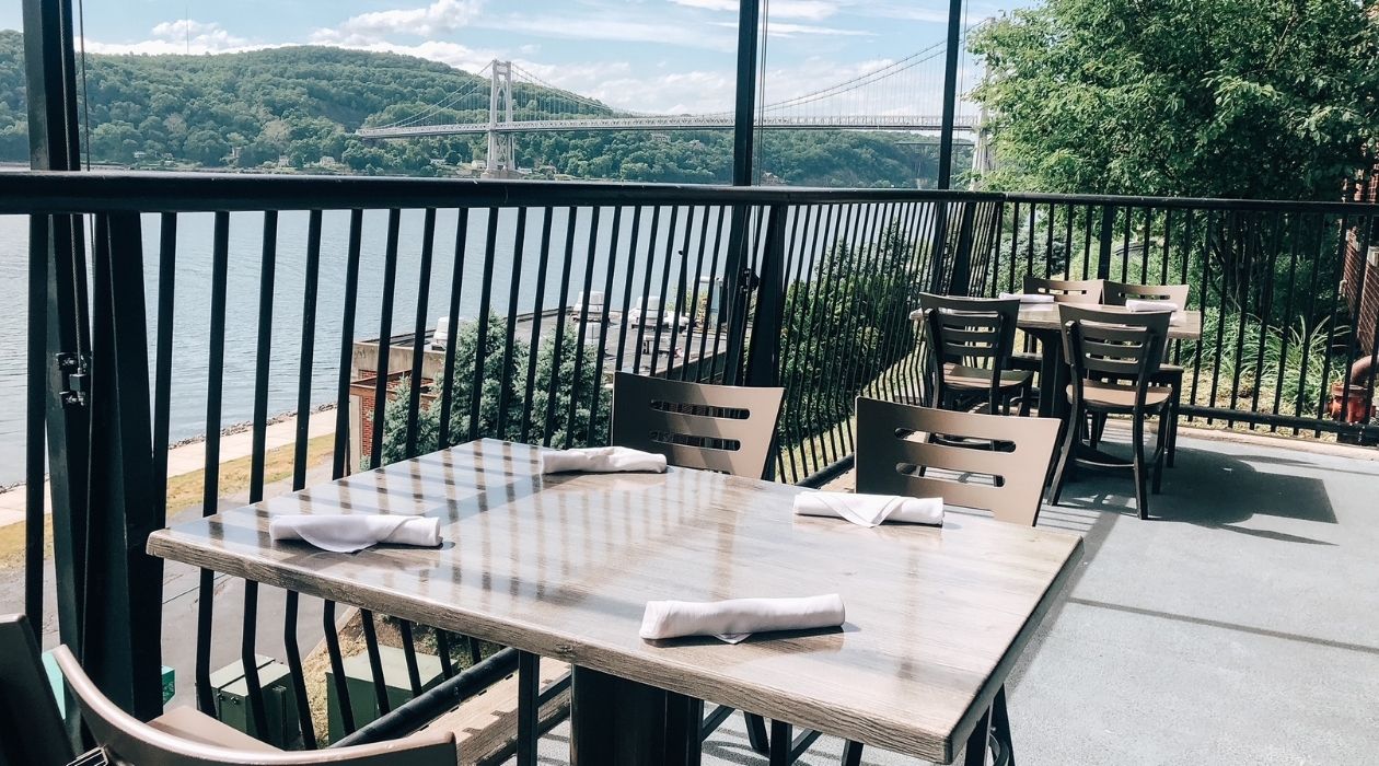 Shadows on the Hudson river view seating