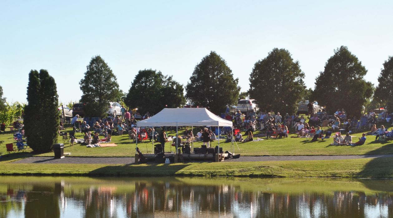 Millbrook Vineyards and Winery