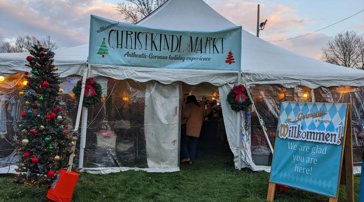 Christkindlmarkt, Germania of Poughkeepsie