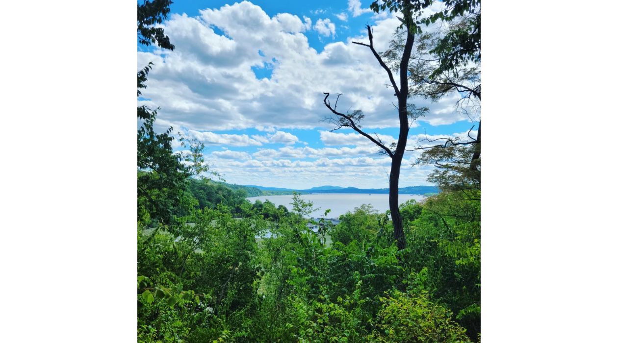 Water overlook at Wappingers Greenway Trail