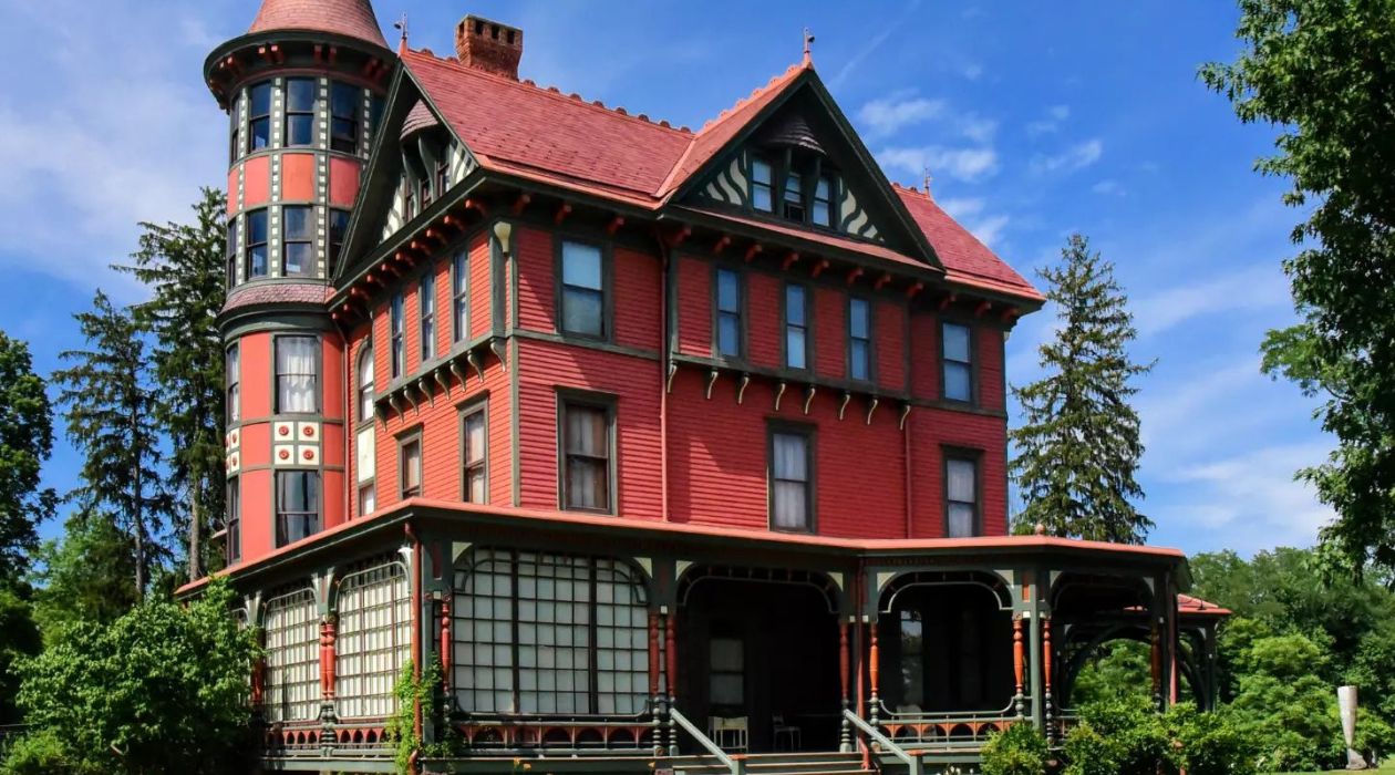 Wilderstein Historic Site building facade